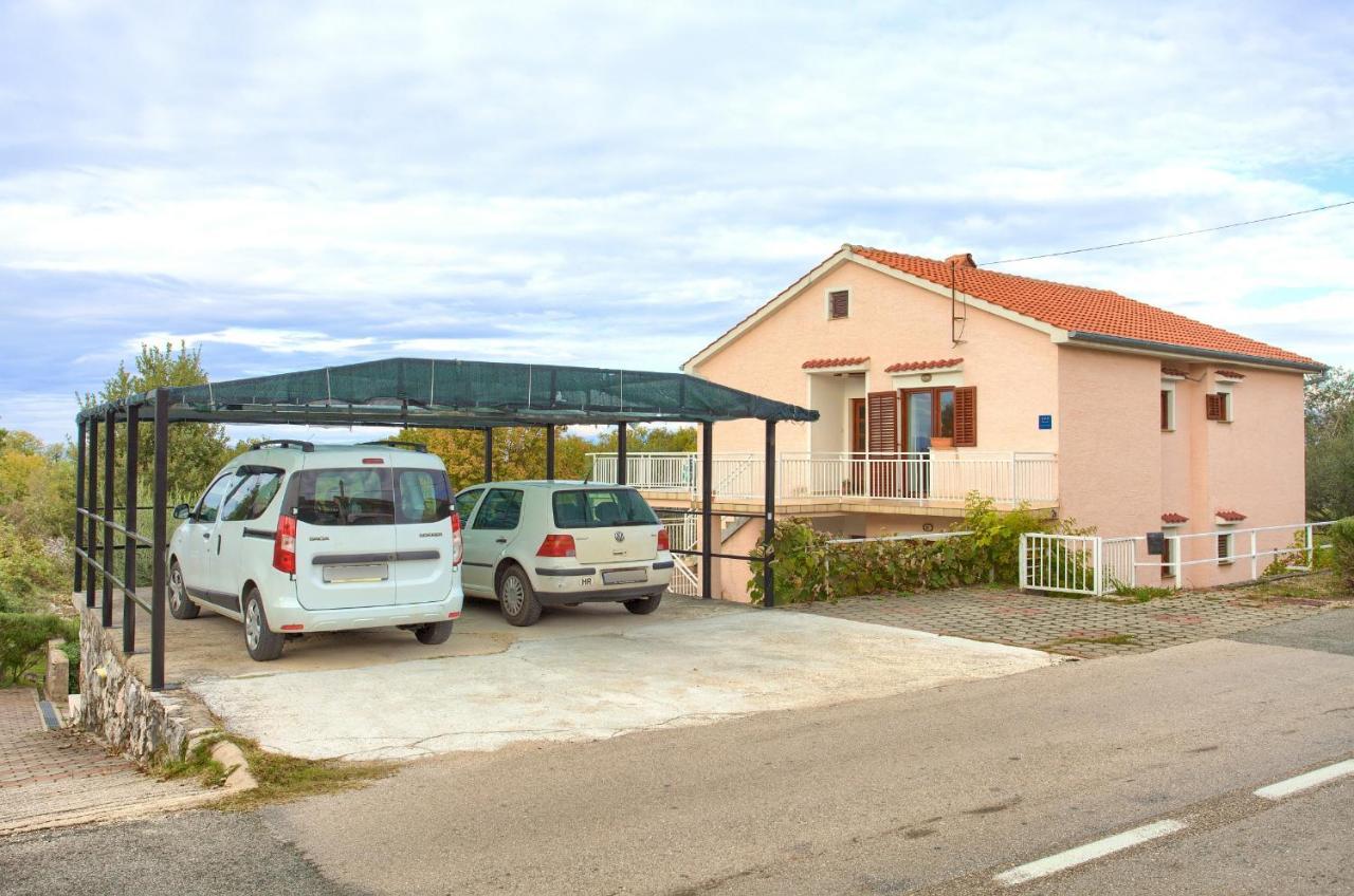 Rasopasno Apartment With Terrace And Private Parking Экстерьер фото