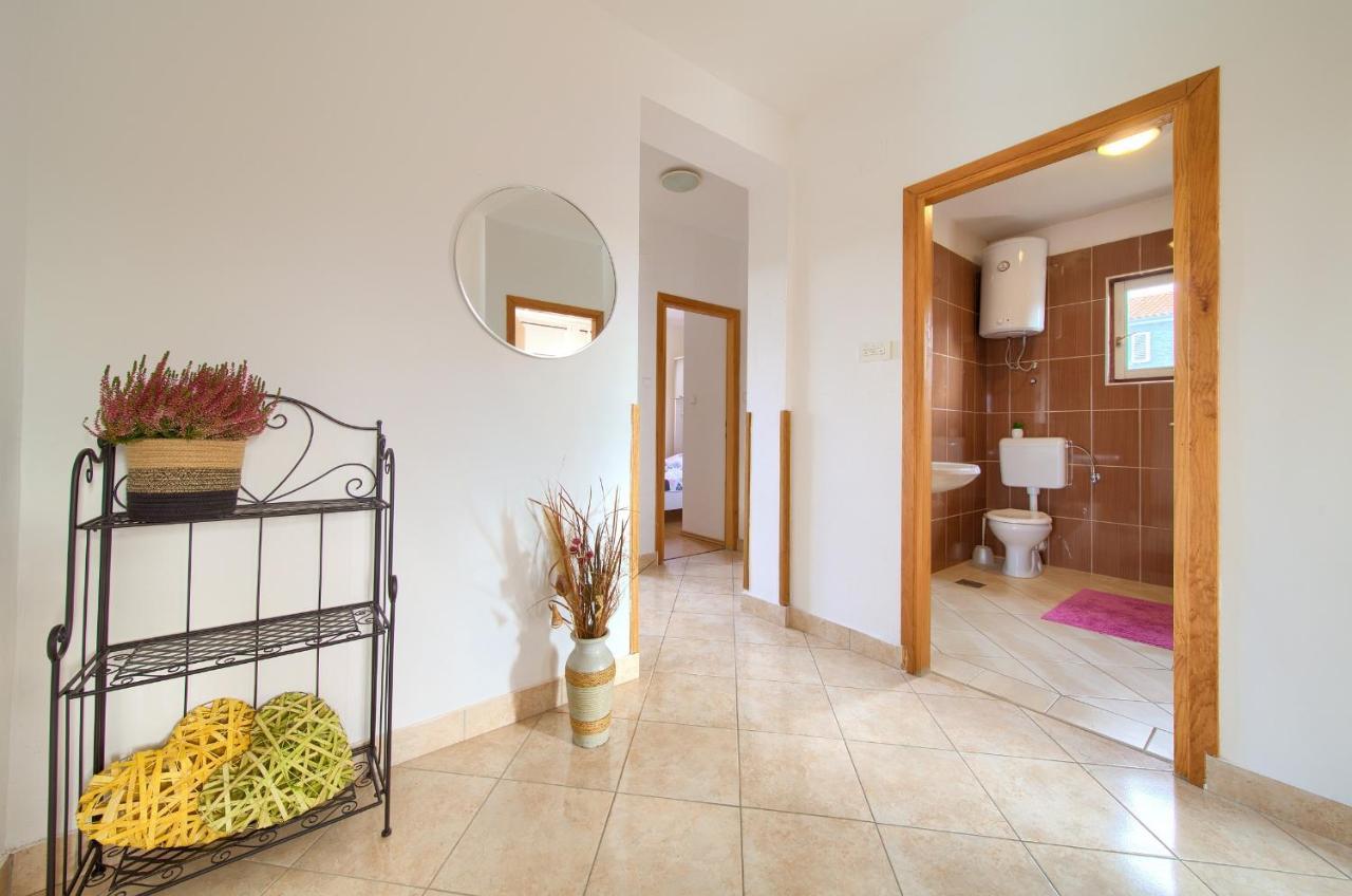 Rasopasno Apartment With Terrace And Private Parking Экстерьер фото