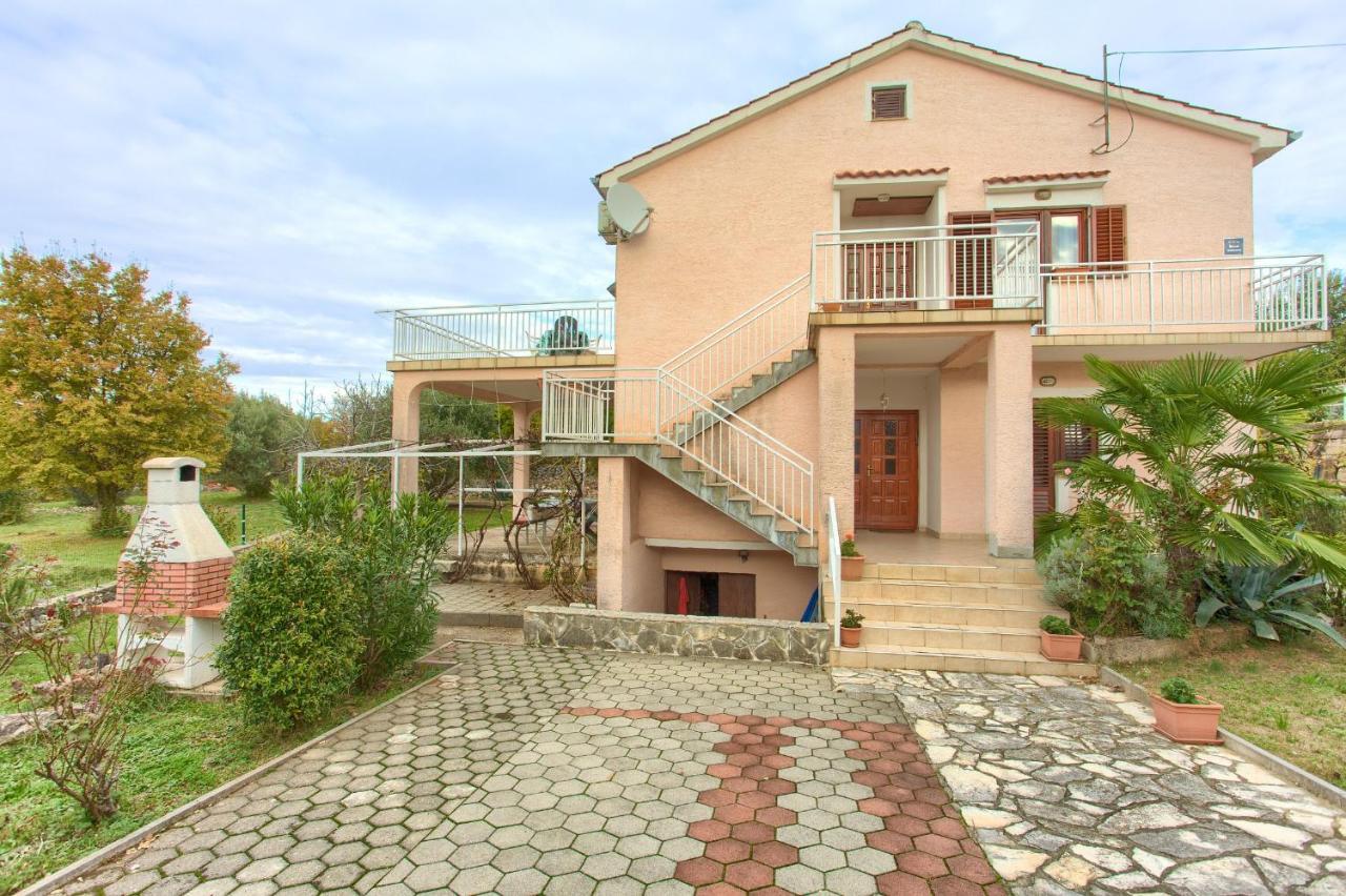 Rasopasno Apartment With Terrace And Private Parking Экстерьер фото