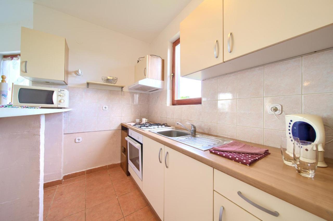 Rasopasno Apartment With Terrace And Private Parking Экстерьер фото
